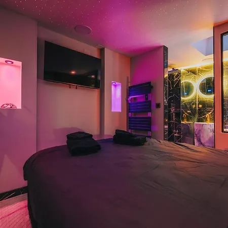 Appartamento Room, Sauna Et Jacuzzi Broglie
