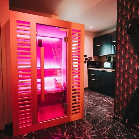 Apartment Room, Sauna Et Jacuzzi *