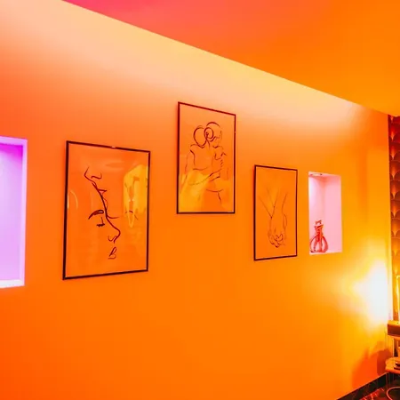 Room, Sauna Et Jacuzzi Appartamento Broglie