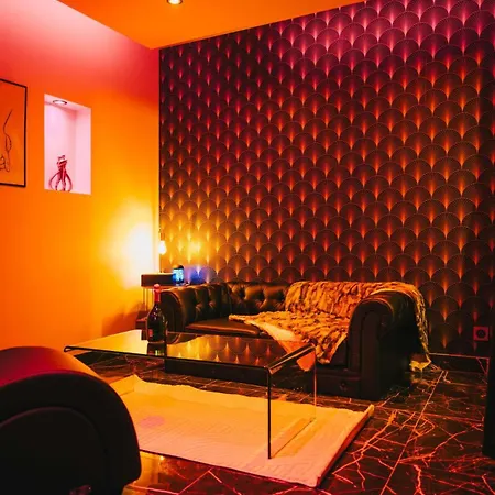 Appartamento Room, Sauna Et Jacuzzi *