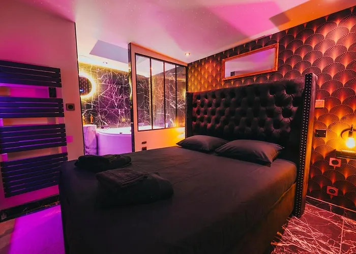 Room, Sauna Et Jacuzzi Broglie